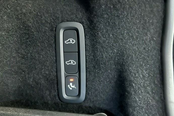 volvo-xc-60-elektrisitetbensin-2020-big-13