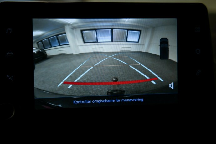 peugeot-partner-diesel-2020-big-13