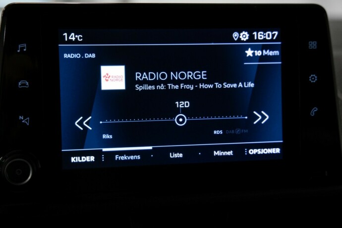 peugeot-partner-diesel-2020-big-12