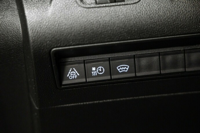 peugeot-partner-diesel-2020-big-17