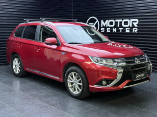 Mitsubishi | Outlander | Elektrisitet+bensin | 2017