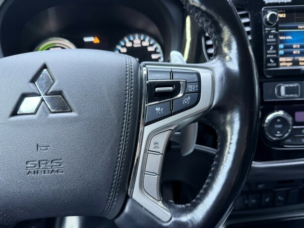 mitsubishi-outlander-elektrisitetbensin-2017-big-15