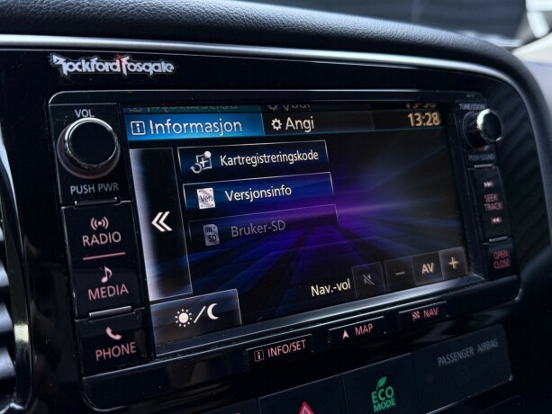 mitsubishi-outlander-elektrisitetbensin-2017-big-21