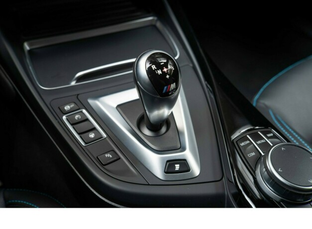 bmw-m2-bensin-2019-big-24