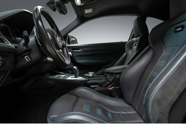 bmw-m2-bensin-2019-big-16