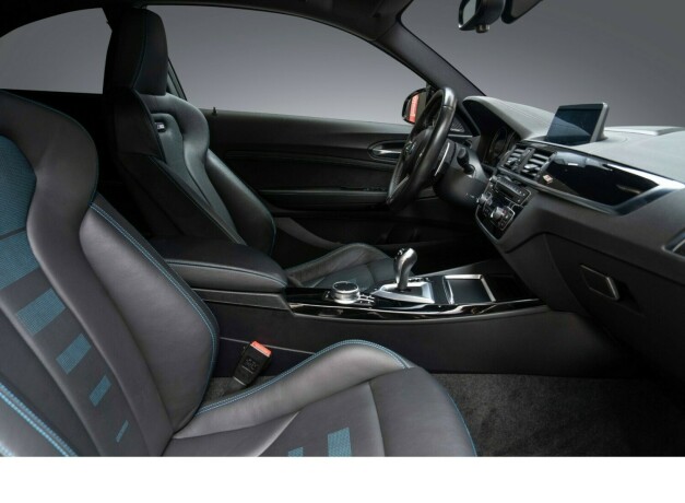 bmw-m2-bensin-2019-big-19