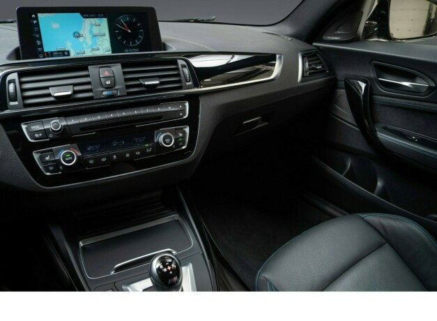 bmw-m2-bensin-2019-big-28