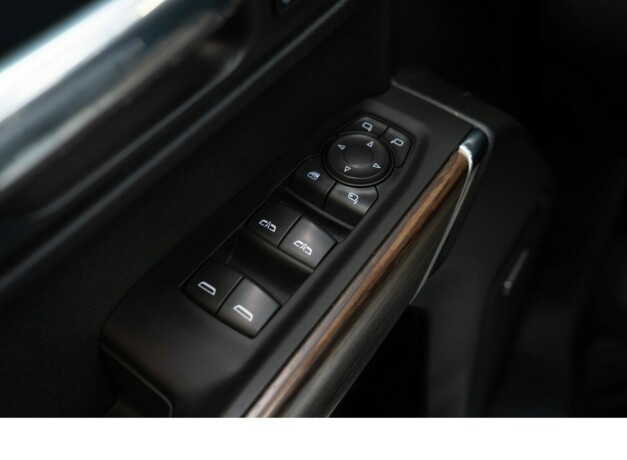 chevrolet-silverado-diesel-2021-big-31