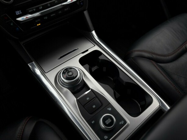 ford-explorer-elektrisitetbensin-2020-big-24