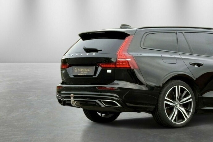 volvo-v60-elektrisitetbensin-2022-big-7