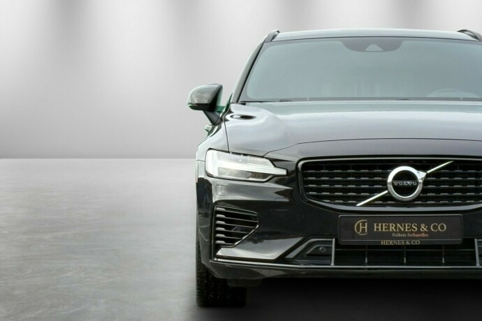 volvo-v60-elektrisitetbensin-2022-big-6
