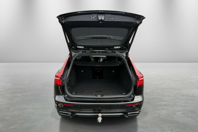 volvo-v60-elektrisitetbensin-2022-big-5