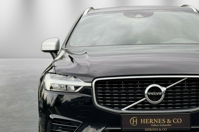volvo-xc-60-elektrisitetbensin-2019-big-4