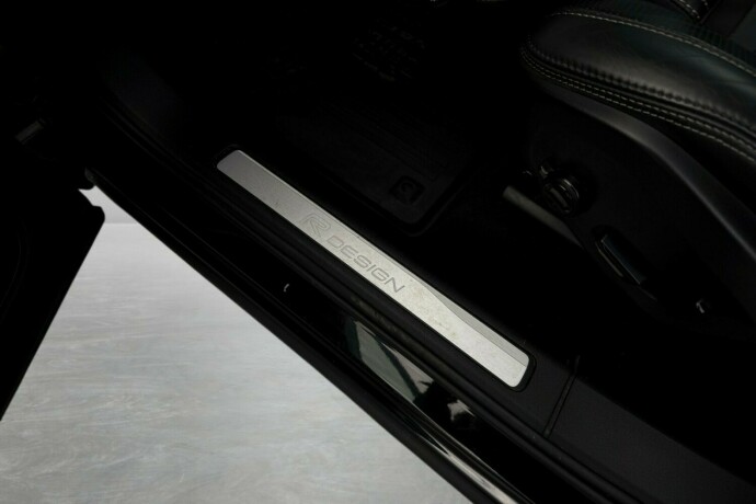 volvo-xc-60-elektrisitetbensin-2019-big-29