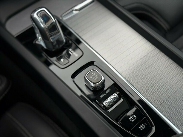 volvo-xc-60-elektrisitetbensin-2019-big-24
