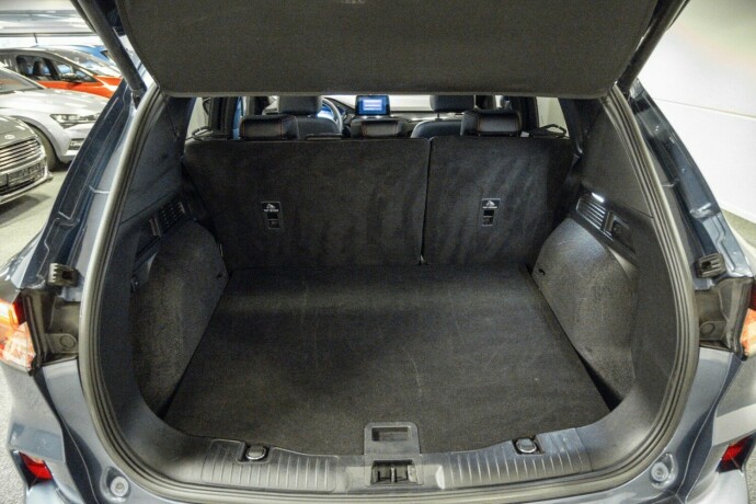 ford-kuga-elektrisitetbensin-2021-big-7