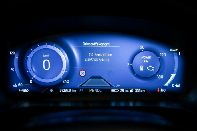 ford-kuga-elektrisitetbensin-2021-big-11