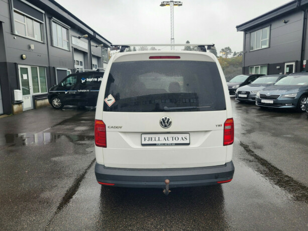 volkswagen-caddy-maxi-bensin-2018-big-5