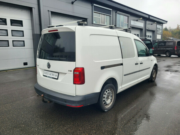 volkswagen-caddy-maxi-bensin-2018-big-4