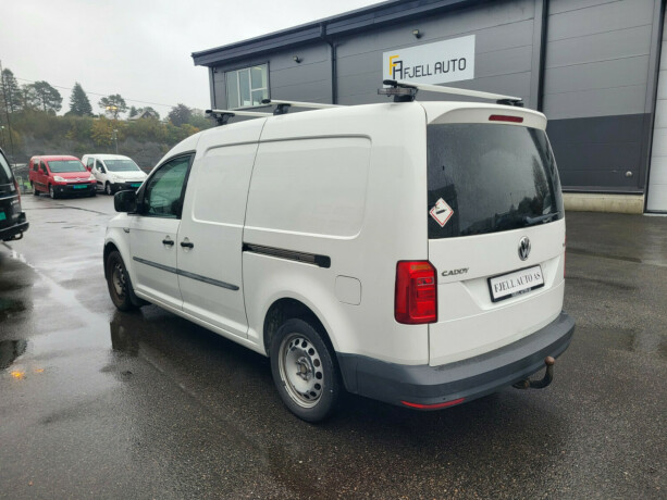 volkswagen-caddy-maxi-bensin-2018-big-6