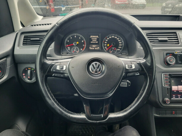 volkswagen-caddy-maxi-bensin-2018-big-17