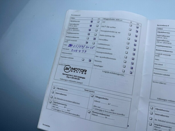 volkswagen-golf-diesel-2010-big-33