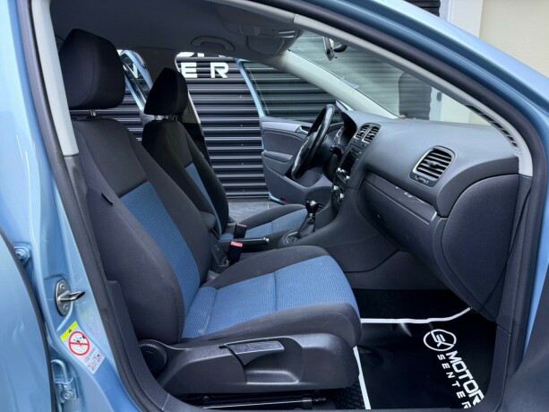 volkswagen-golf-diesel-2010-big-21