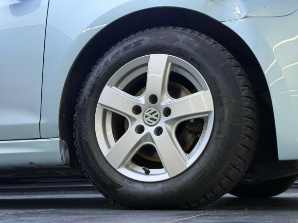 volkswagen-golf-diesel-2010-big-7