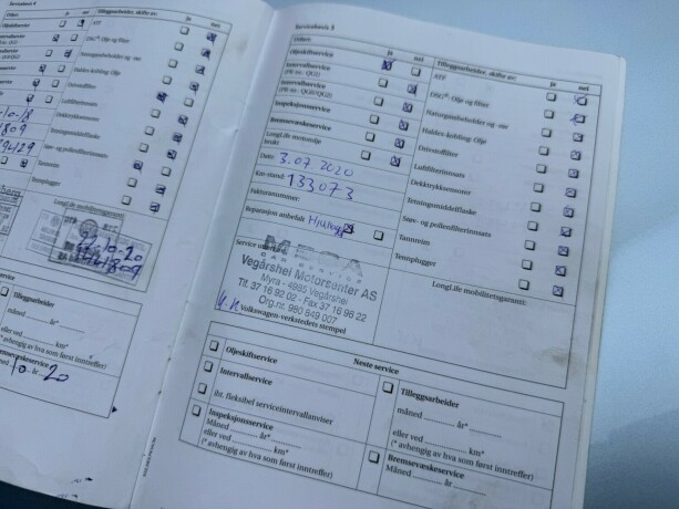 volkswagen-golf-diesel-2010-big-31