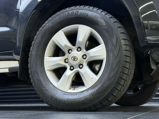 toyota-hilux-diesel-2012-big-7