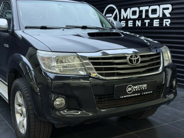toyota-hilux-diesel-2012-big-2