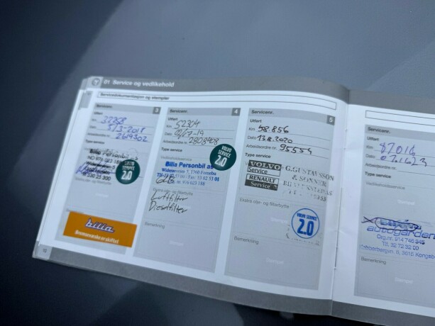 volvo-v40-diesel-2015-big-32