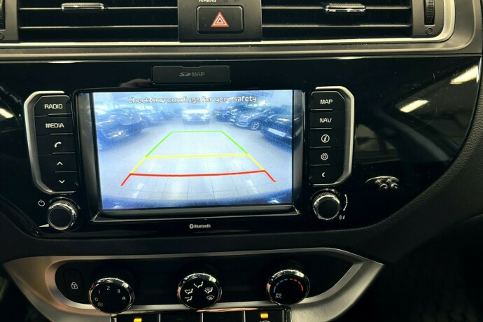 kia-rio-bensin-2017-big-11