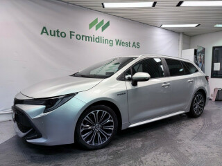 Toyota | Corolla | Elektrisitet+bensin | 2020