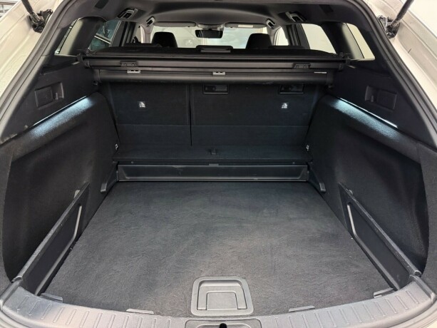 toyota-corolla-elektrisitetbensin-2020-big-18