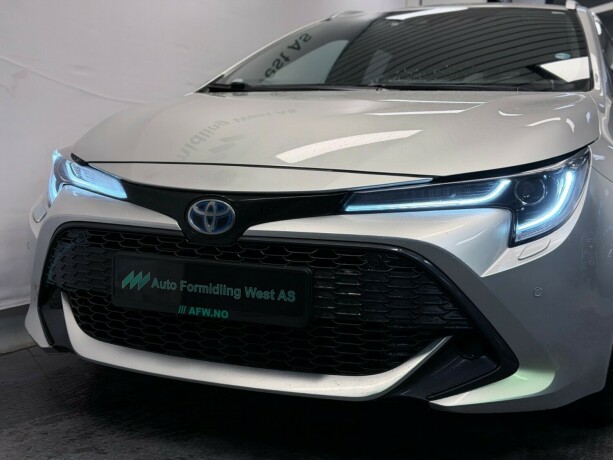 toyota-corolla-elektrisitetbensin-2020-big-3