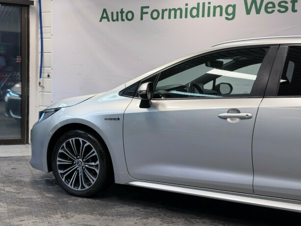 toyota-corolla-elektrisitetbensin-2020-big-7