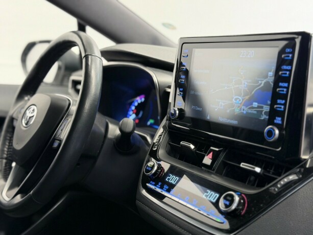 toyota-corolla-elektrisitetbensin-2020-big-13