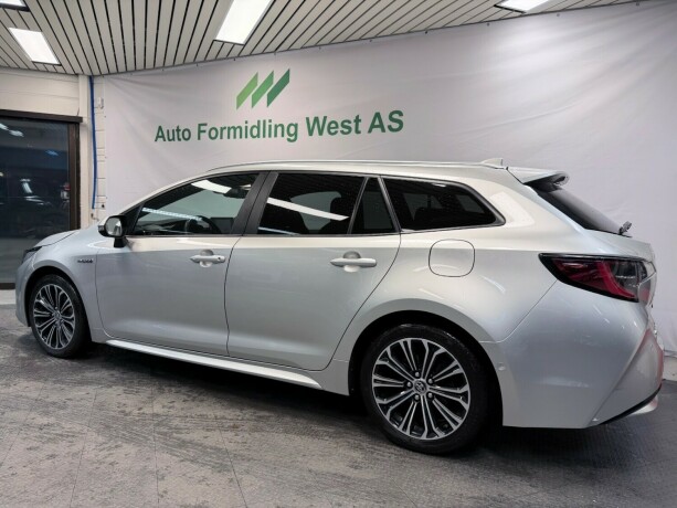 toyota-corolla-elektrisitetbensin-2020-big-4