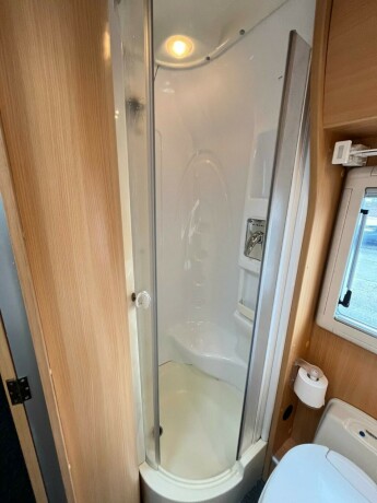 laika-kreos-3009-diesel-2006-big-67