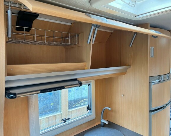 laika-kreos-3009-diesel-2006-big-36