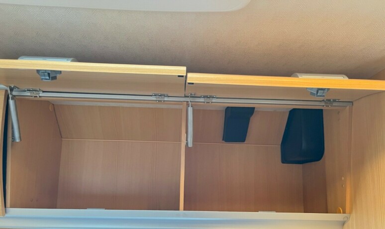 laika-kreos-3009-diesel-2006-big-77