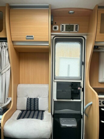 laika-kreos-3009-diesel-2006-big-25