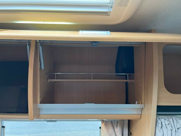 laika-kreos-3009-diesel-2006-big-32