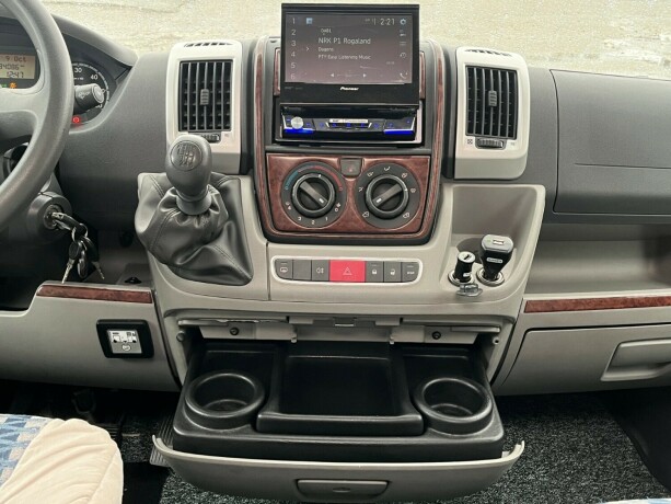 laika-kreos-3009-diesel-2006-big-20