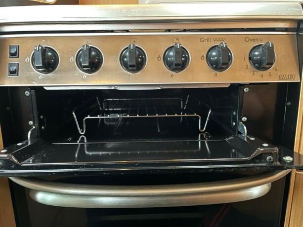 laika-kreos-3009-diesel-2006-big-43