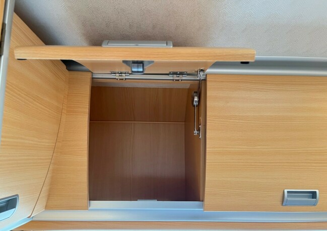 laika-kreos-3009-diesel-2006-big-78