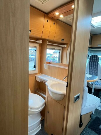 laika-kreos-3009-diesel-2006-big-56