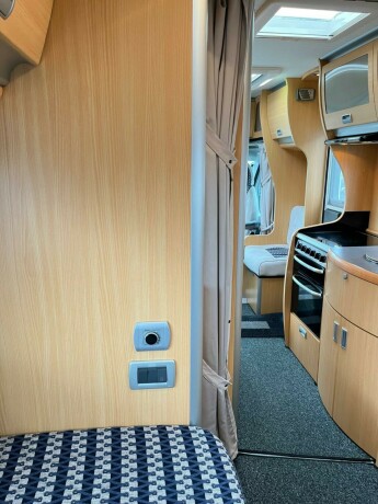 laika-kreos-3009-diesel-2006-big-82