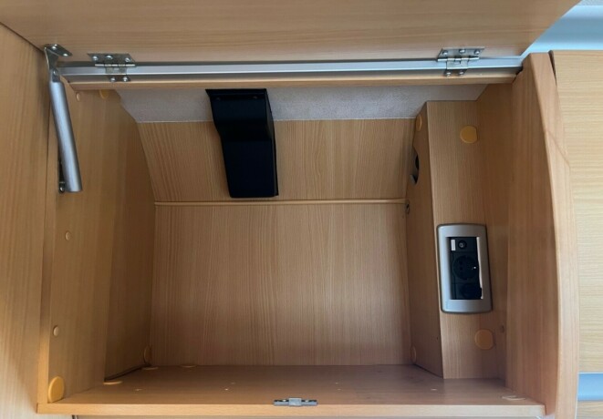 laika-kreos-3009-diesel-2006-big-74